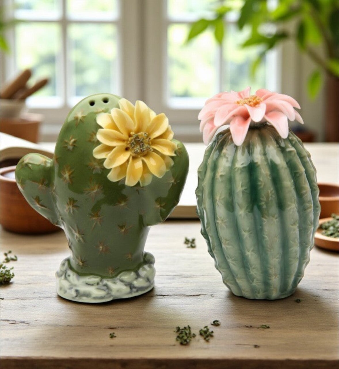Hand Crafted Ceramic Cactus with Flowers Salt & Pepper Shakers, Home Décor, Gift for Her, Gift for Mom, Kitchen Décor, Dining Table Décor